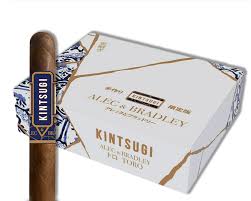 ALEC BRADLEY KINTSUGI GORDO (24)