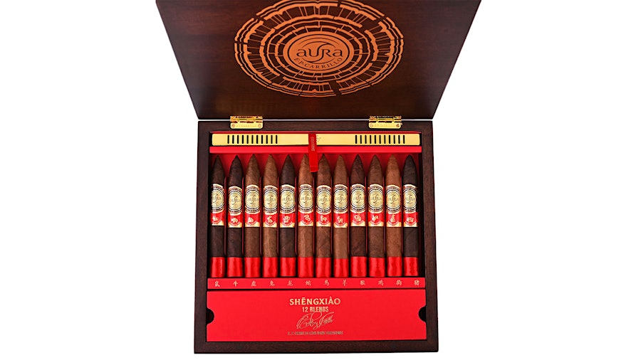 EP CARRILLO AURA 6 1/8X52  (12)