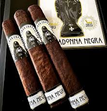 BLACK LABEL LA MADONNA NEGRA ROBUSTO BP