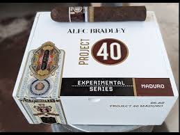 [INTREF000467] ALEC BRADLEY PROJECT 40 MADURO TORO  (24)
