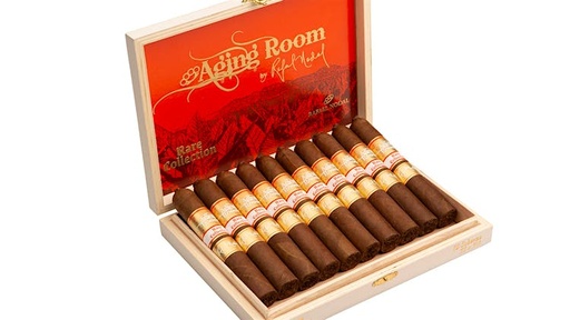 [INTREF000832] AGING ROOM RARE COLLECTION FESTIVO     (52X4 1/2)