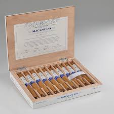 [INTREF011755] MACANUDO ESTATE RESERVE FLINT KNOLL NO.3 CHURCHILL (10)