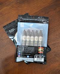 [INTREF004181] GH PYRAMID 61/8 X 52 PACK (5) GRAN HABANO