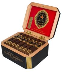 [INTREF003120] DIAMOND CROWN BLACK DIAMOND RADIANT (20)