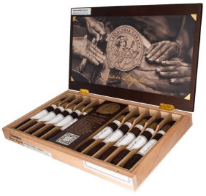 [INTREF012106] LA GLORIA CUBANA GRAN LEGADO FIGURADO 7 3/4 X 63  (10)